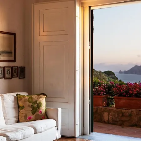 Pisani Piscina Giardino Terrazzi Panoramici Su Capri Villa Massa Lubrense