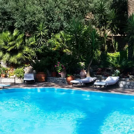 Pisani Piscina Giardino Terrazzi Panoramici Su Capri Villa